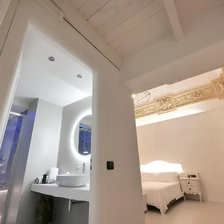 Dimora San Giuseppe Bed and Breakfast 4*