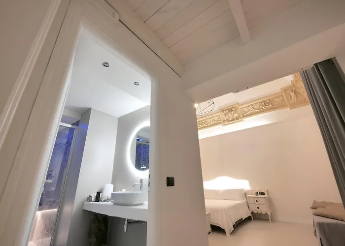 Dimora San Giuseppe Bed & Breakfast 4*