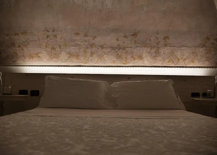 Dimora San Giuseppe לינה וארוחת בוקר 4*